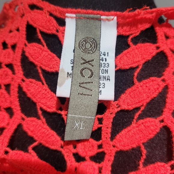 XCVI Women's Long Sleeve High Low 100% Cotton Crochet Shirt Size XL Red Boho - Picture 9 of 10